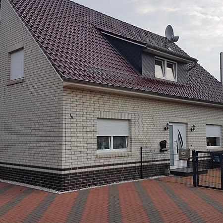 Nettes 2- Zimmer Apartment Sehnde Luaran gambar
