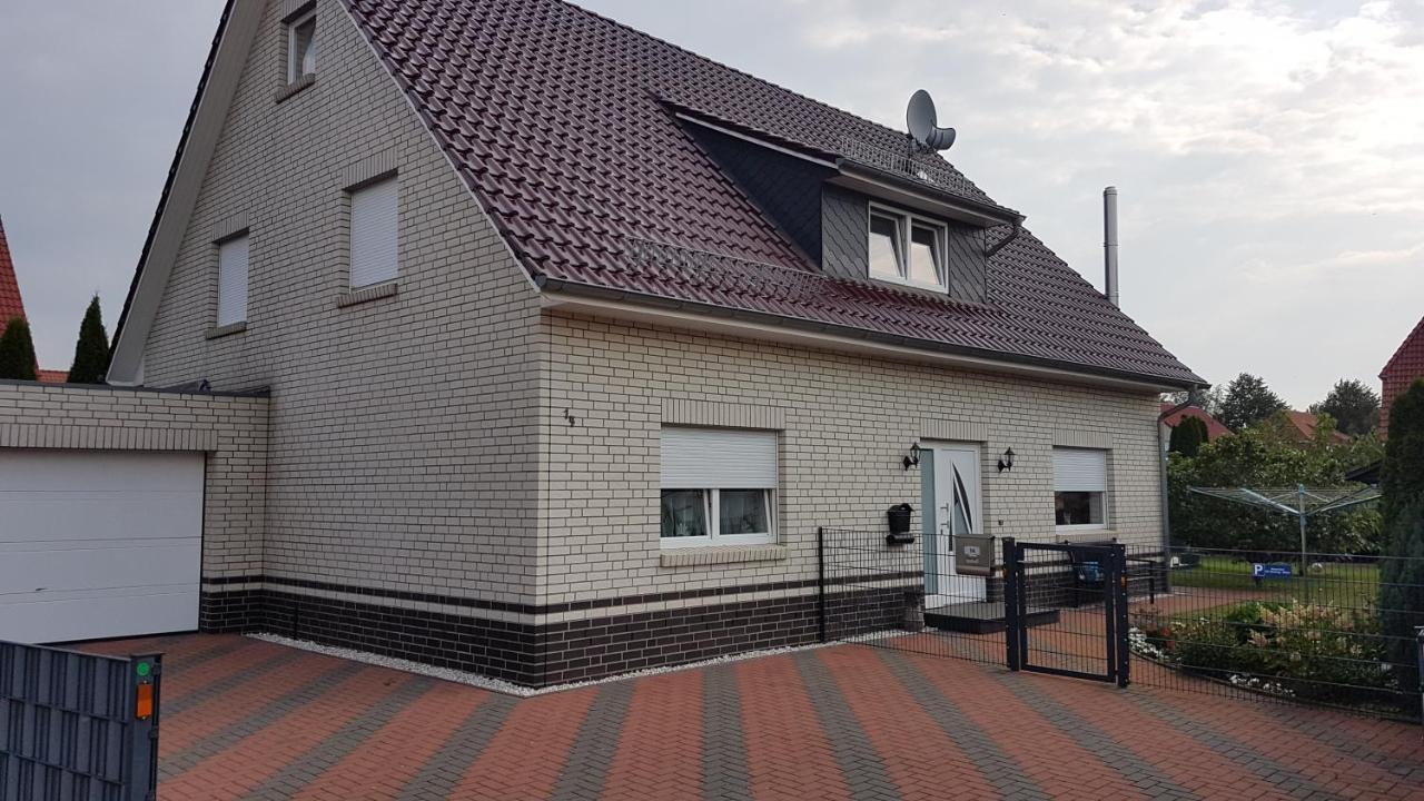 Nettes 2- Zimmer Apartment Sehnde Luaran gambar